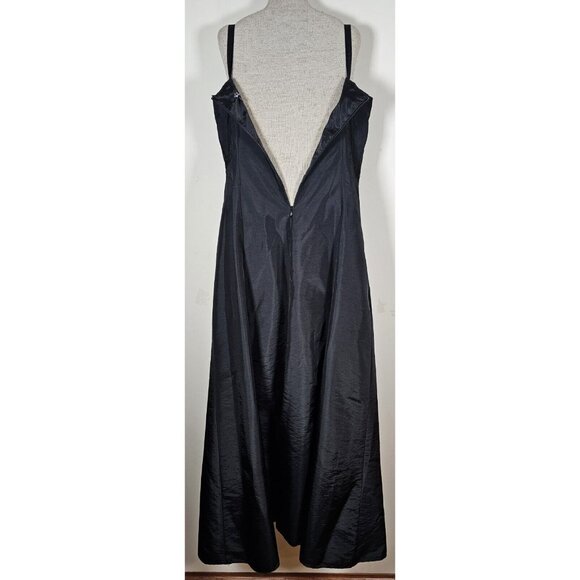 J Rose Size 8 Dress Black Satiny Taffeta Empire Waist with Bow Party Prom Formal - Picture 8 of 9